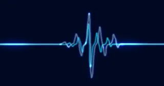RFIDとNFCの違いとは? 製造・物流のDXを加速する「追跡管理」と「認証セキュリティ」の仕組みを徹底解説